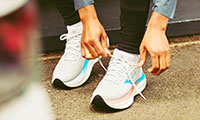 Mizuno Wave Sky 9